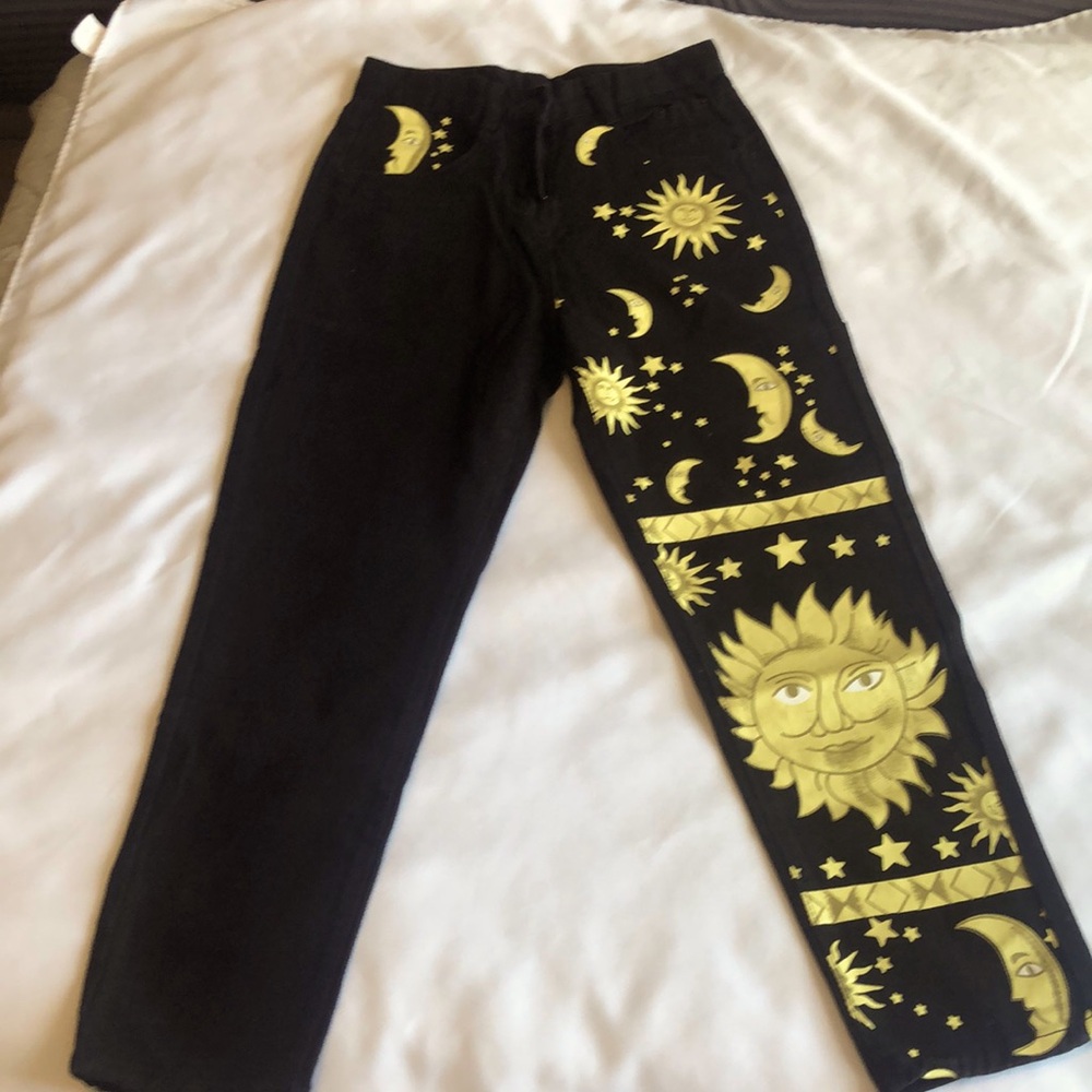 Moonstar Grunge Highwaisted tapered black jeans. Size M    65%, cotton Artsy